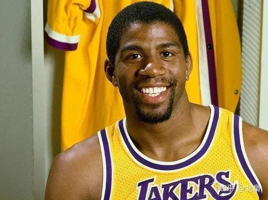 2026年3月9日外交部发言人郭嘉昆主持例行记者会