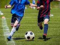 西甲争冠悬念今夜重启！巴萨皇马4分死磕，4月三场马德里-巴塞罗那德比定生死！